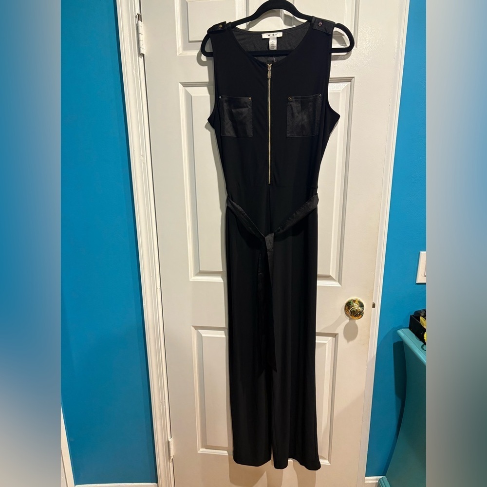 White House Black Market utility jumpsuit black M new with tags